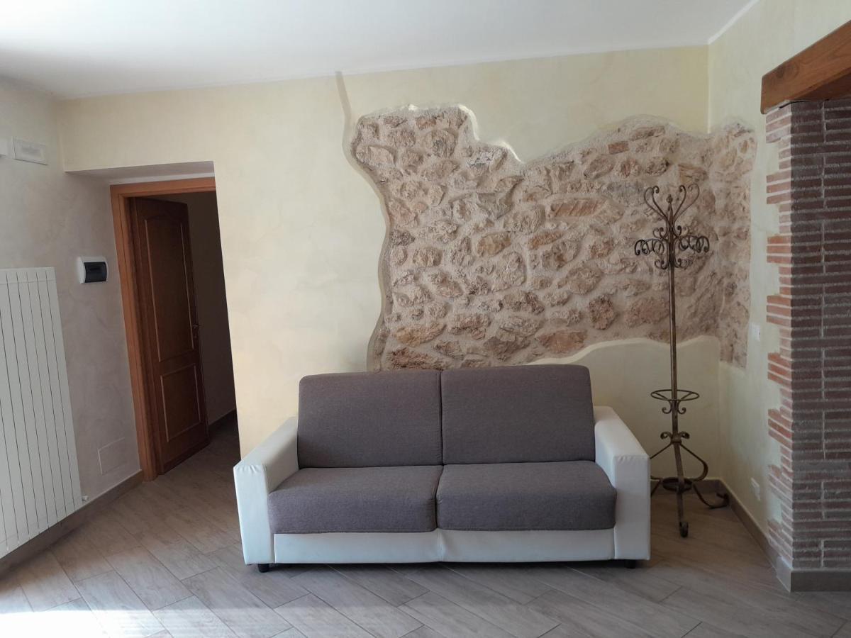 Casa San Giacomo Poggio Bustone ภายนอก รูปภาพ