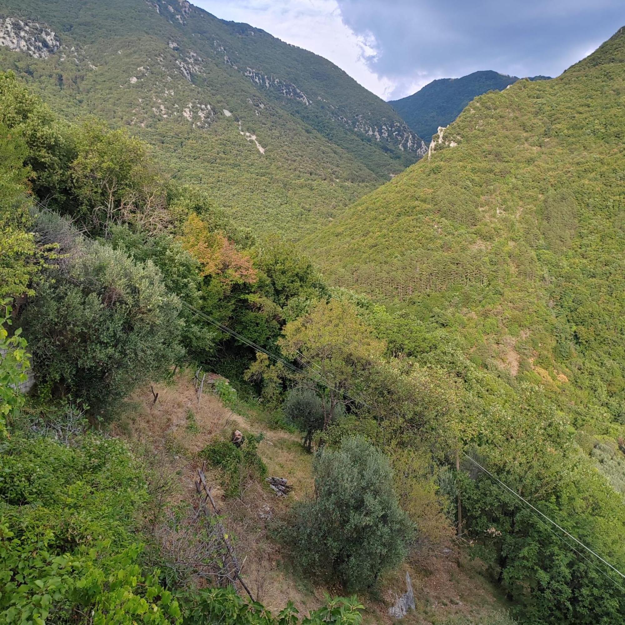 Casa San Giacomo Poggio Bustone ภายนอก รูปภาพ