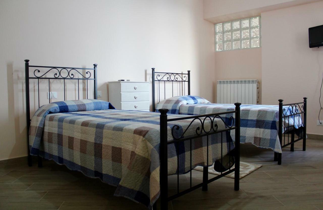 Casa San Giacomo Poggio Bustone ภายนอก รูปภาพ