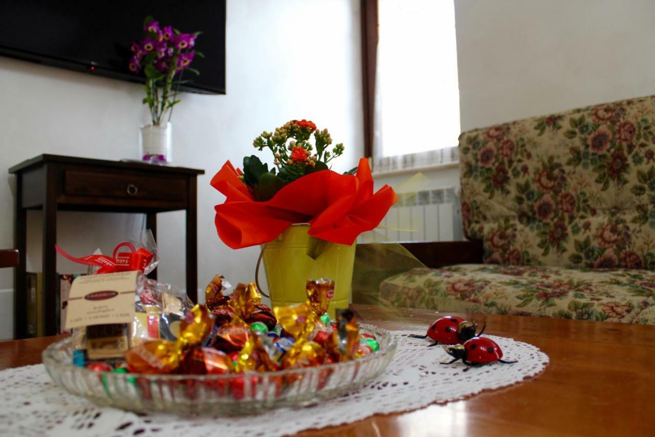 Casa San Giacomo Poggio Bustone ภายนอก รูปภาพ
